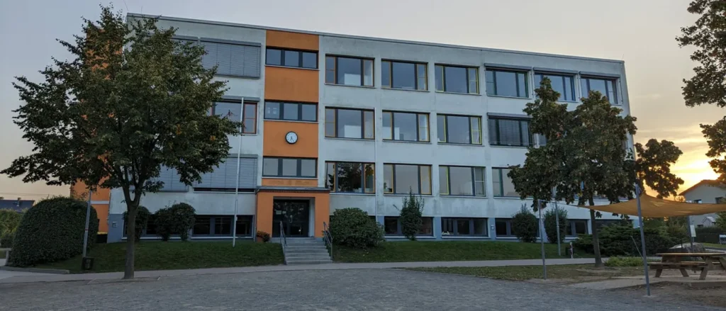 Grundschule Ruppendorf mit Hort.